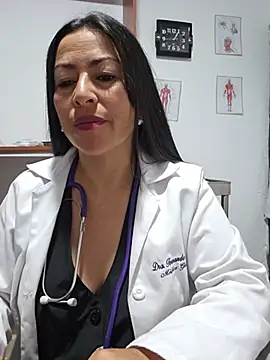 JustSamantha  online show from 12, 6, 2026
