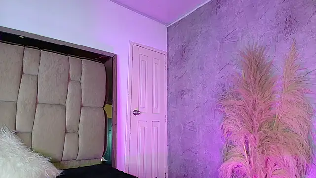 Snapshot of PauletteSanderss chatting on 9, 2, 2026 PauletteSanderss online show from 9, 2, 2026