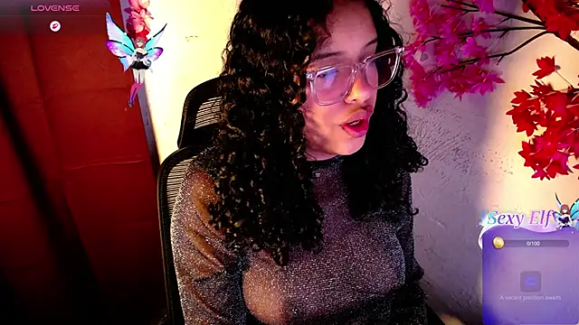 Snapshot of chleo_rosse chatting on 12, 5, 2026 chleo rosse online show from 12, 5, 2026