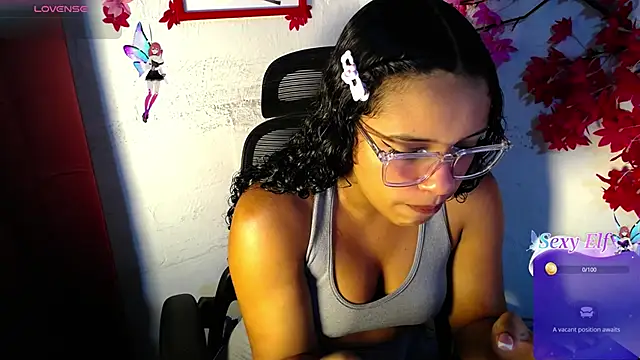 Snapshot of chleo_rosse chatting on 26, 5, 2026 chleo rosse online show from 26, 5, 2026