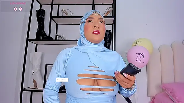 Snapshot of Amira-Zahra chatting on 30, 6, 2026 Amira-Zahra online show from 30, 6, 2026