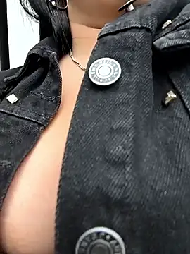 Kendra-daring online show from 14, 12, 2025