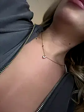 saliha pinky  online show from 20, 12, 2025