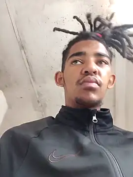 Eezxxx online show from 23, 12, 2025