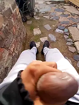 Eezxxx online show from 17, 2, 2026