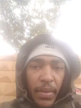 Eezxxx online show from 14, 4, 2026