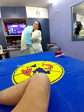 Snapshot of Parehahotmex chatting on 26, 11, 2025 Parehahotmex online show from 26, 11, 2025