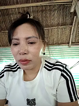 Snapshot of akura-03 chatting on 29, 11, 2025 akura-03 online show from 29, 11, 2025