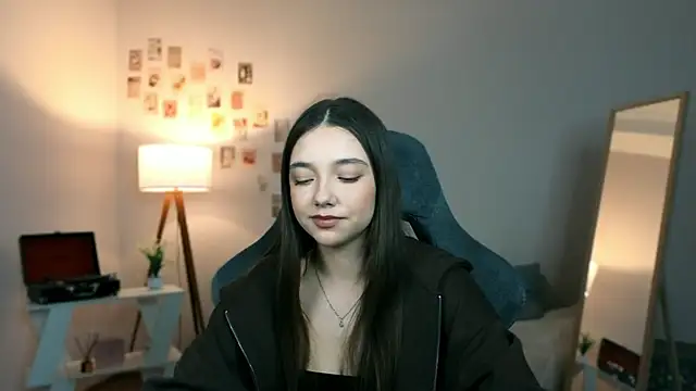 Vexorine online show from 10, 4, 2026