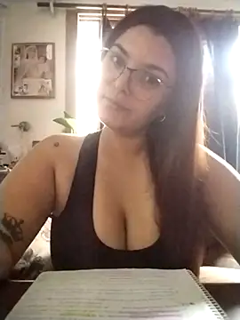 Snapshot of YouladyVidal chatting on 22, 11, 2025 YouladyVidal online show from 22, 11, 2025