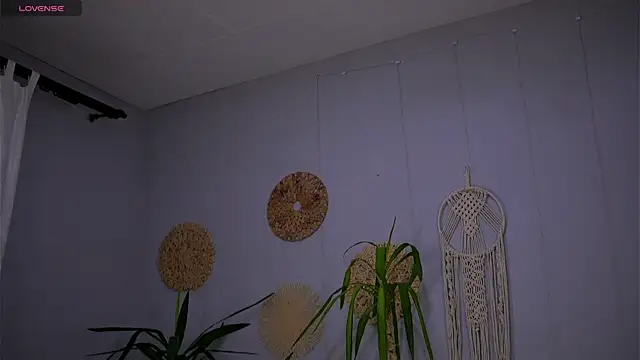 PureEllieX online show from 9, 4, 2026