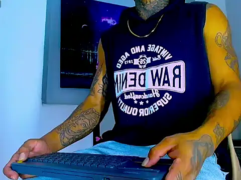 Hot Latino x online show from 24, 2, 2026