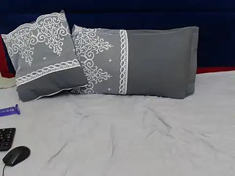 SnowWhiteAss online show from 25, 11, 2025