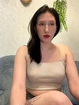 Snapshot of liliana_shvezz chatting on 2, 12, 2025 liliana shvezz online show from 2, 12, 2025