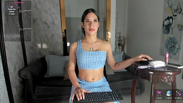 MafeArias23 online show from 15, 7, 2026