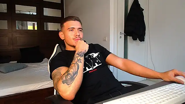 ElijahThorne online show from 19, 2, 2026