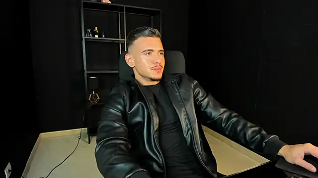 ElijahThorne online show from 16, 4, 2026