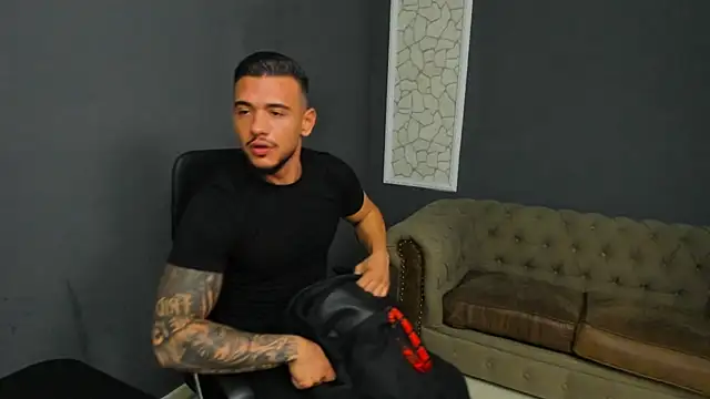 ElijahThorne online show from 16, 7, 2026