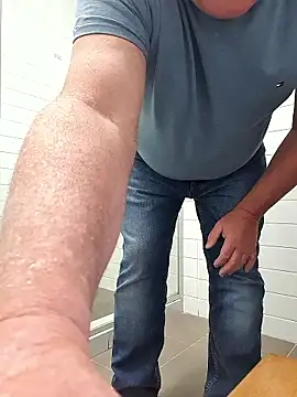 bighopey73 online show from 9, 1, 2026