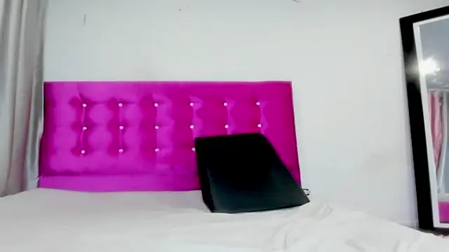 veronicaa squirt online show from 8, 1, 2026