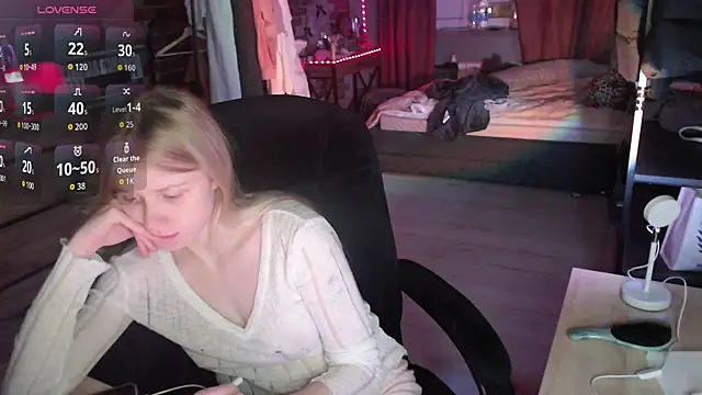 mollydollka online show from 1, 12, 2025