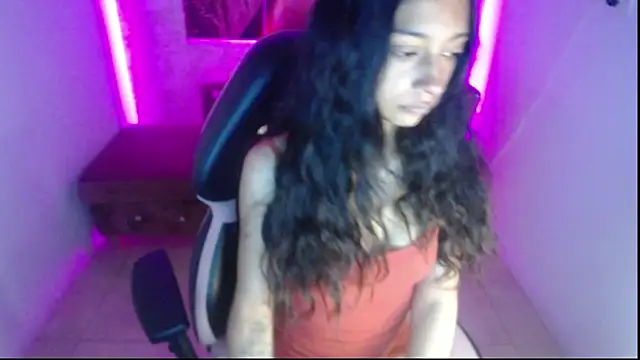 Aylanny m online show from 13, 1, 2026