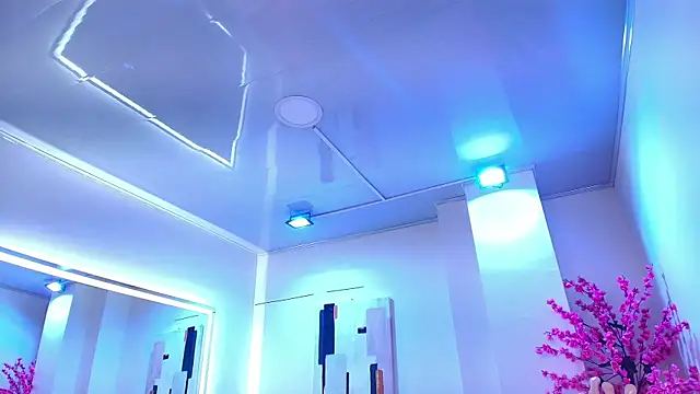 Emily andrews online show from 11, 4, 2026