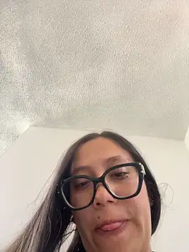 LyaRose online show from 7, 1, 2026