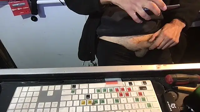 SinlessFreedom7 online show from 3, 2, 2026