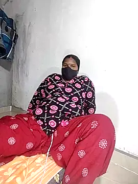 Desicouple1706 online show from 4, 4, 2026