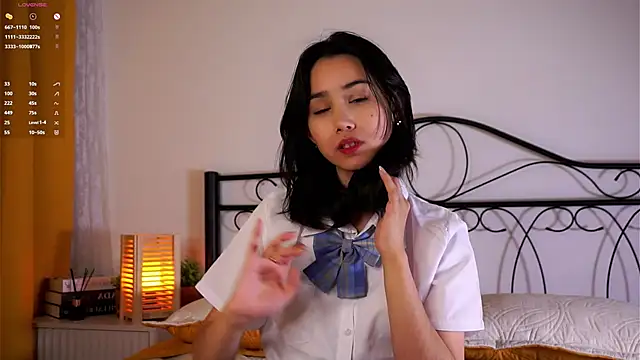 StaciaBratz online show from 30, 11, 2025