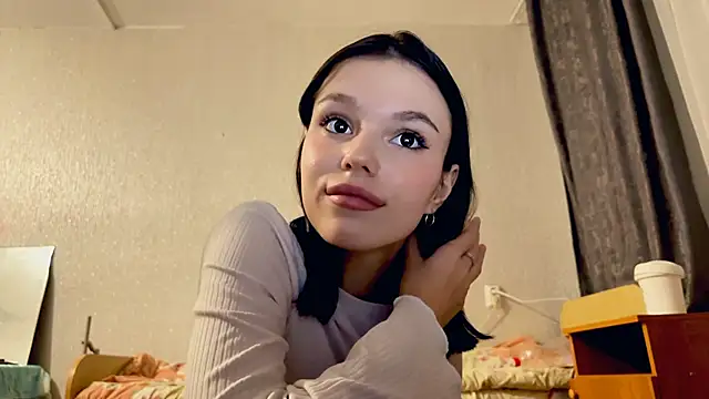 StacieGregoreski online show from 30, 11, 2025