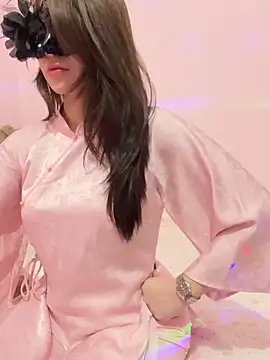 Queen-of-Love online show from 17, 2, 2026