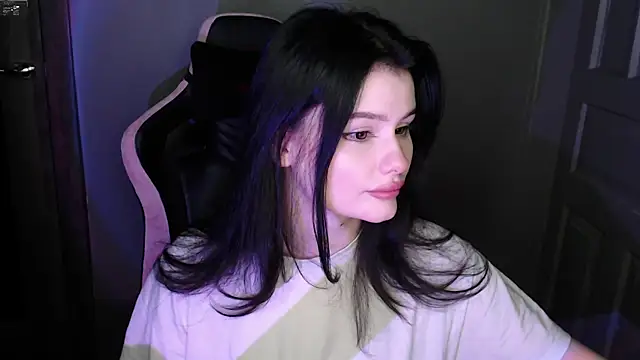 Moon raven online show from 18, 2, 2026