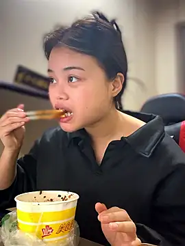 Snapshot of Toffee-00 chatting on 18, 1, 2026 Toffee-00 online show from 18, 1, 2026