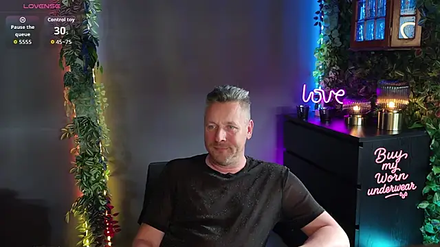 Hunter Fl online show from 9, 4, 2026