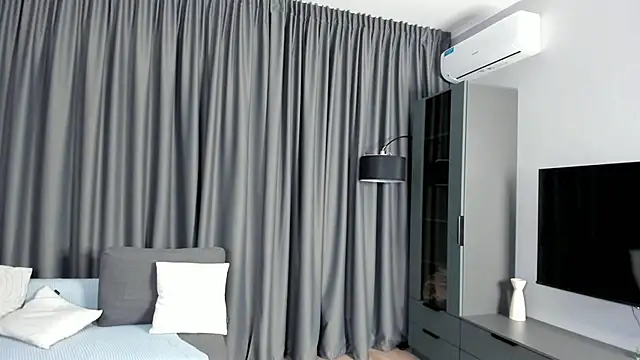 Snapshot of BetteSelbe chatting on 30, 11, 2025 BetteSelbe online show from 30, 11, 2025