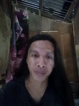 Snapshot of lovelycarla32 chatting on 1, 12, 2025 lovelycarla32 online show from 1, 12, 2025