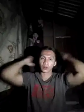 lovelycarla32 online show from 5, 12, 2025