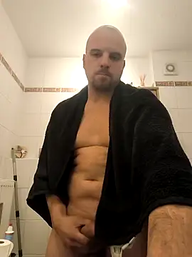 Phoenix2310 online show from 16, 12, 2025