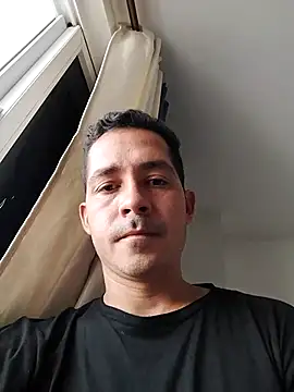 Logan hetero1 online show from 23, 11, 2025