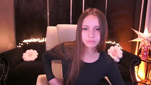 Snapshot of TinyNatalie chatting on 25, 4, 2026 TinyNatalie online show from 25, 4, 2026
