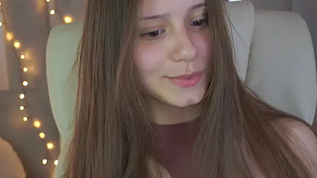 Snapshot of TinyNatalie chatting on 28, 5, 2026 TinyNatalie online show from 28, 5, 2026