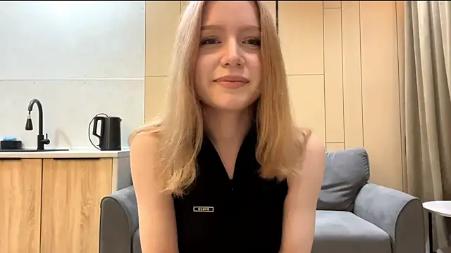 Snapshot of Alice_meow15 chatting on 26, 11, 2025 Alice meow15 online show from 26, 11, 2025