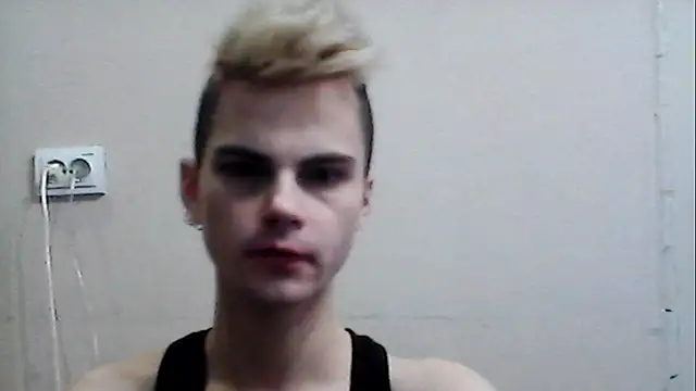 Snapshot of nicotinicmouse chatting on 28, 11, 2025 nicotinicmouse online show from 28, 11, 2025