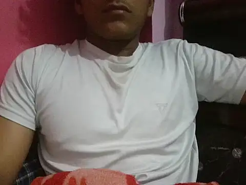 Snapshot of maskedman699 chatting on 23, 11, 2025 maskedman699 online show from 23, 11, 2025