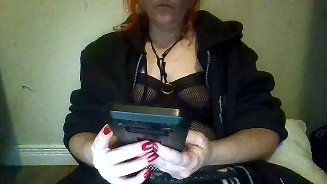 Snapshot of findom_mistressvampcandy chatting on 23, 11, 2025 findom mistressvampcandy online show from 23, 11, 2025