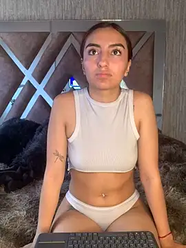 ZoeJohnson Pink online show from 13, 12, 2025