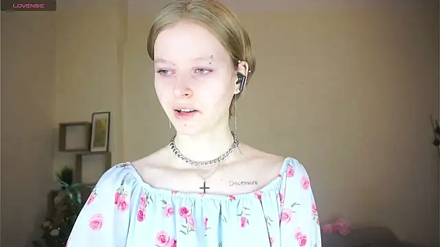 ToyaPletz online show from 4, 4, 2026