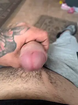 Alexutz21 online show from 8, 4, 2026